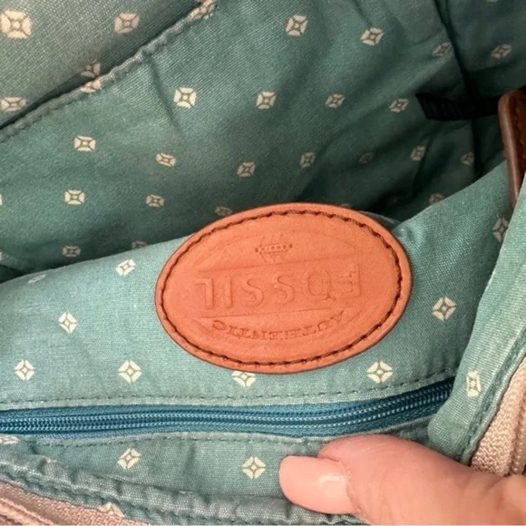 FOSSIL Crossbody Bag in Tan Canvas with Long Leather Straps - Picture 7 of 10